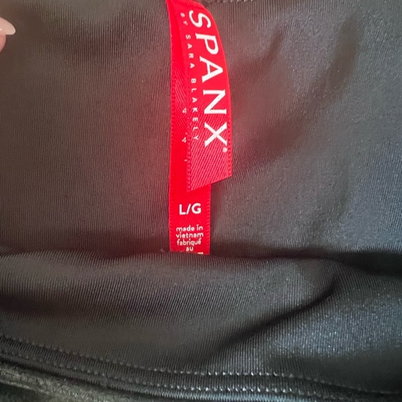 SPANXshape™ Faux Leather Leggings |Size Large| - Picture 6 of 7